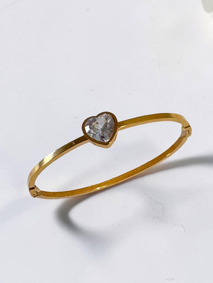 GOLDEN HEART STONE MYLIE BRACELET