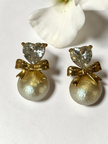 GOLDEN HEART PEARL STELLA EARRINGS