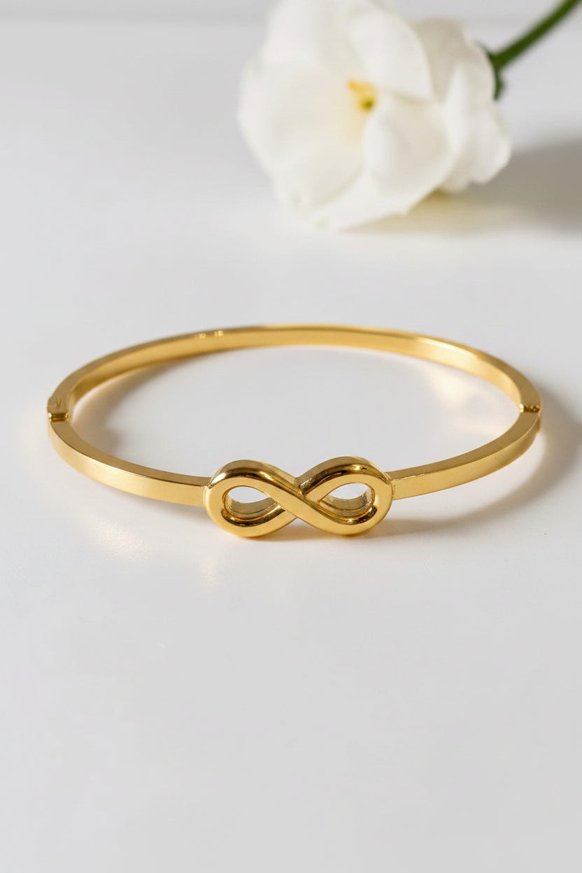 GOLDEN INFINITY LENNON BRACELET