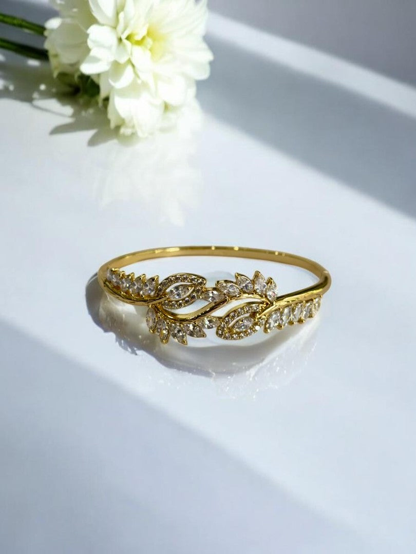 GOLDEN JEFFER BRACELET