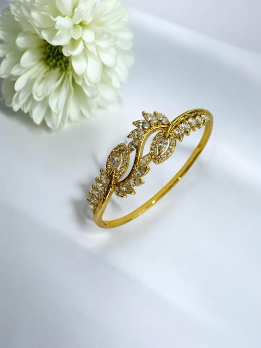 GOLDEN JEFFER BRACELET