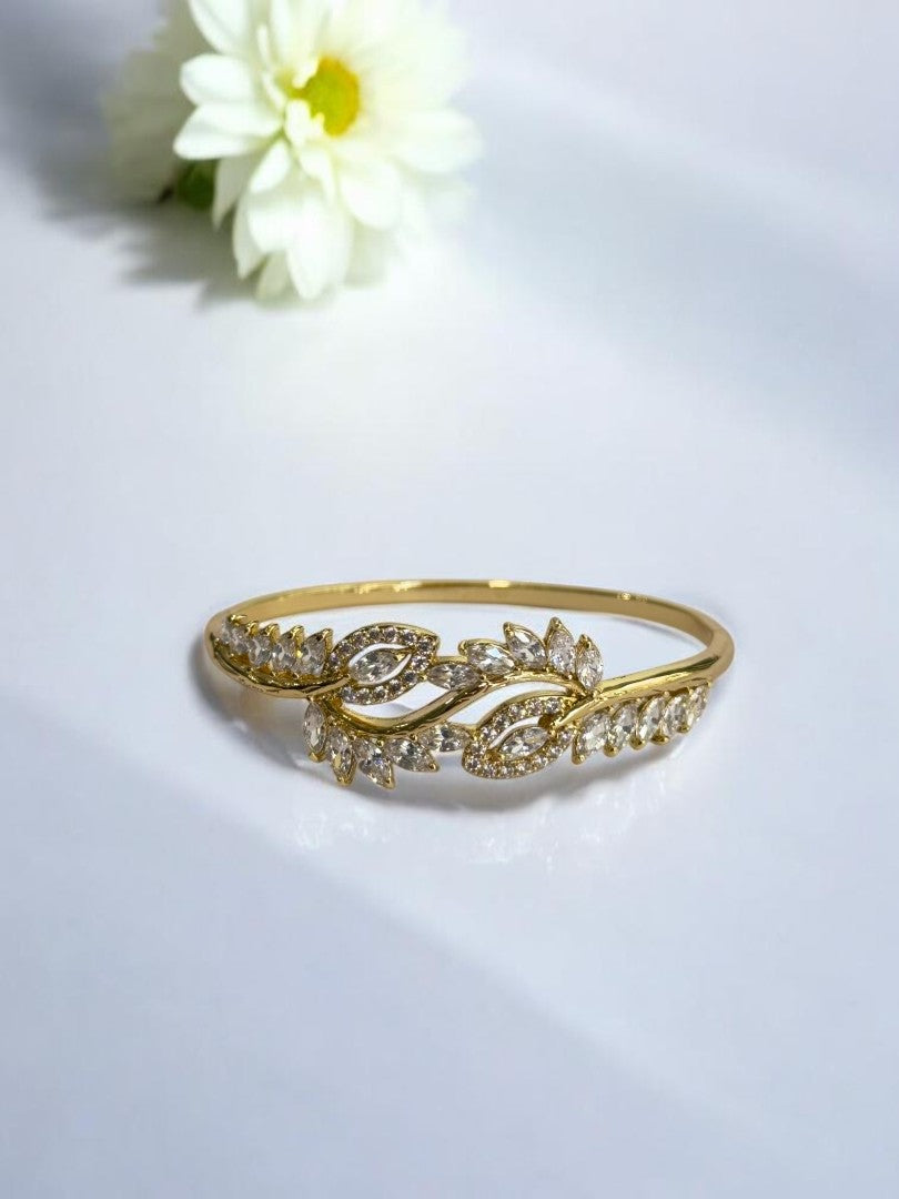 GOLDEN JEFFER BRACELET