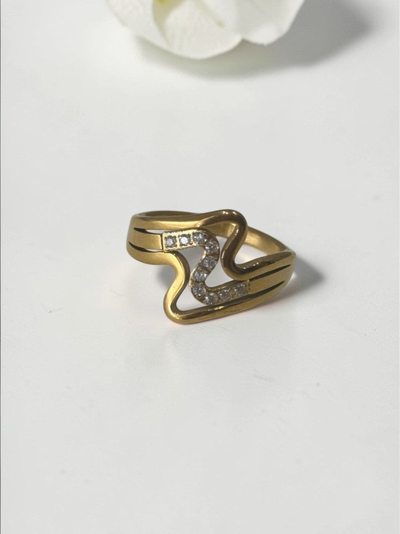 GOLDEN JOSEPHINE RING