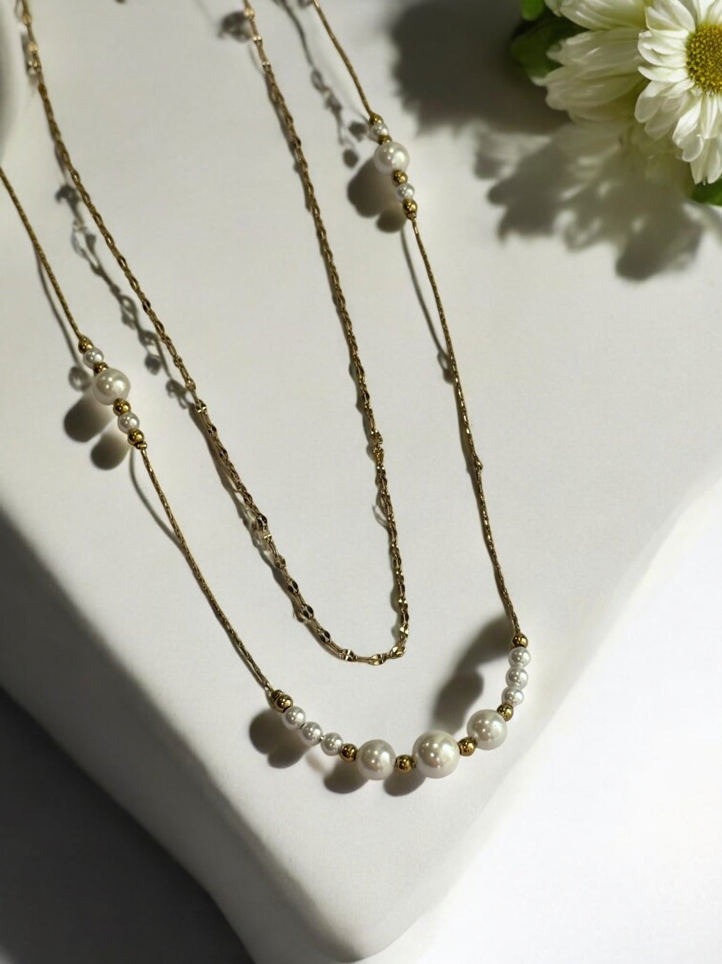 GOLDEN LAYERED PEDRIE NECKLACE