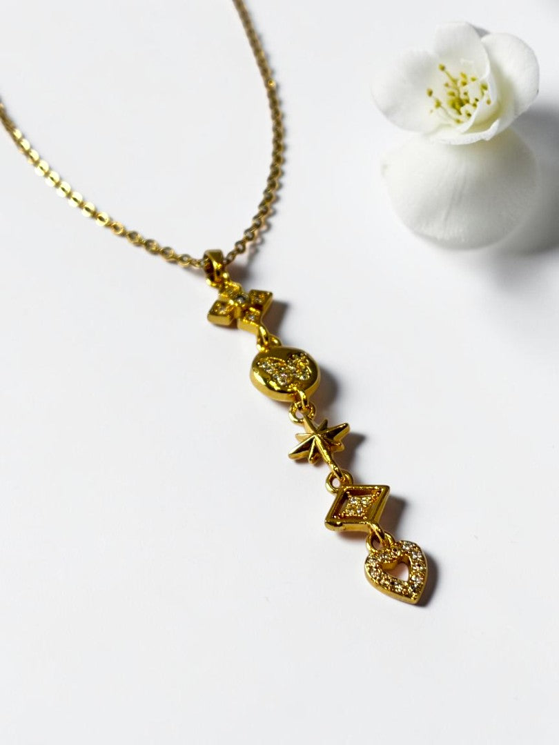 GOLDEN MRUNALI NECKLACE