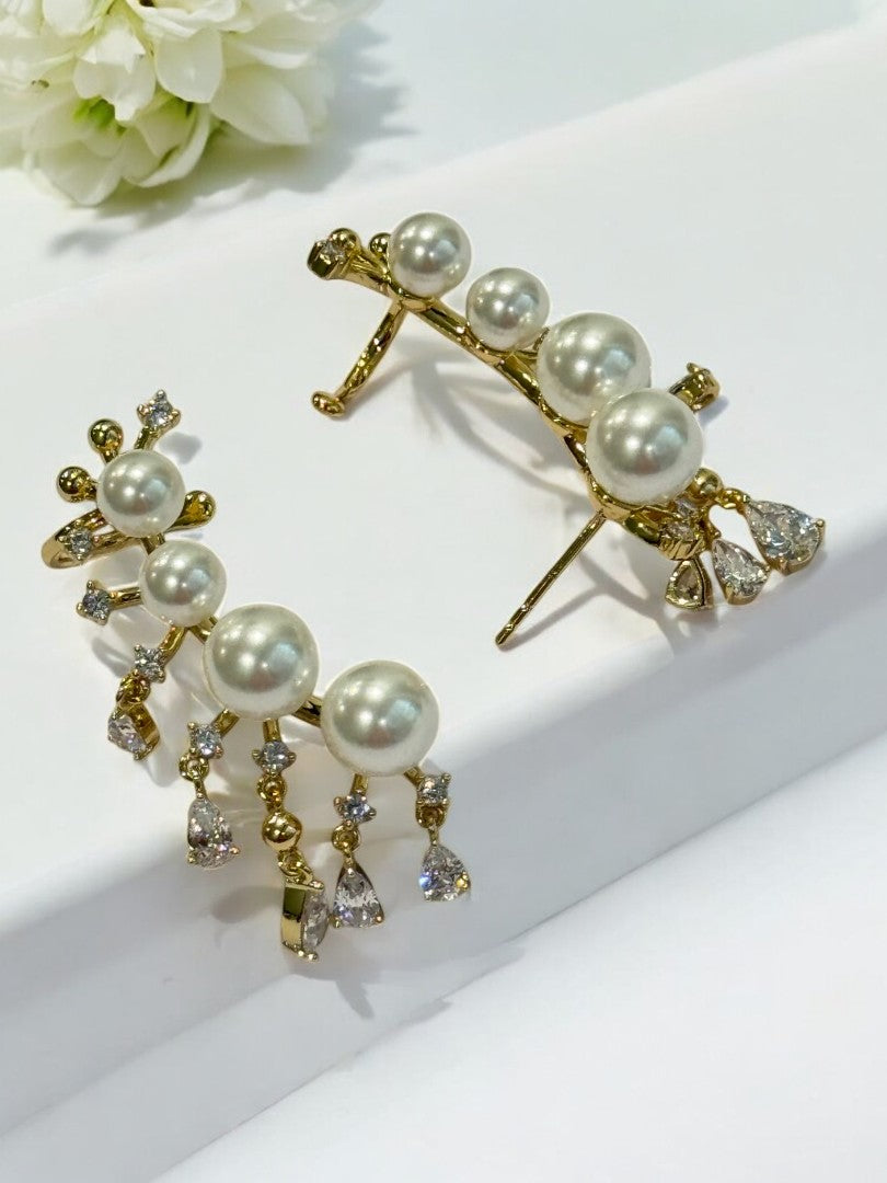 GOLDEN NIKOLAI EAR CUFF