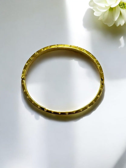 GOLDEN OSHIE SMALL SIZE BRACELET