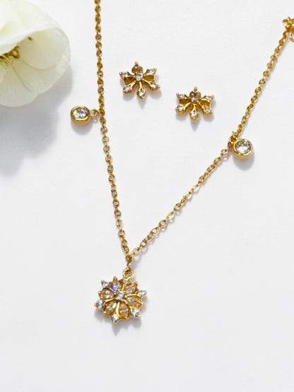 GOLDEN PAISLEY NECKLACE SET