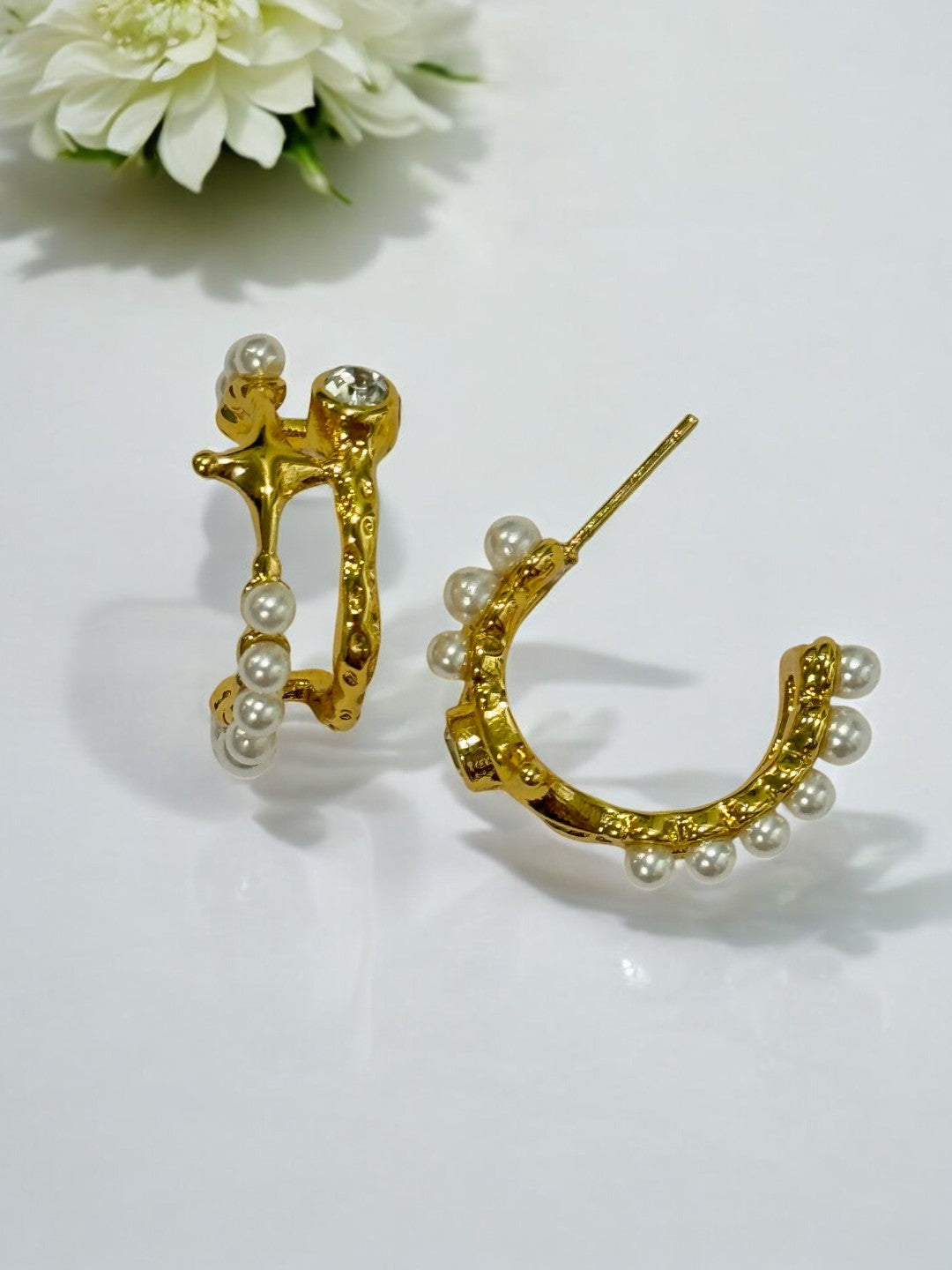 GOLDEN PEARL BELVIK EARRINGS