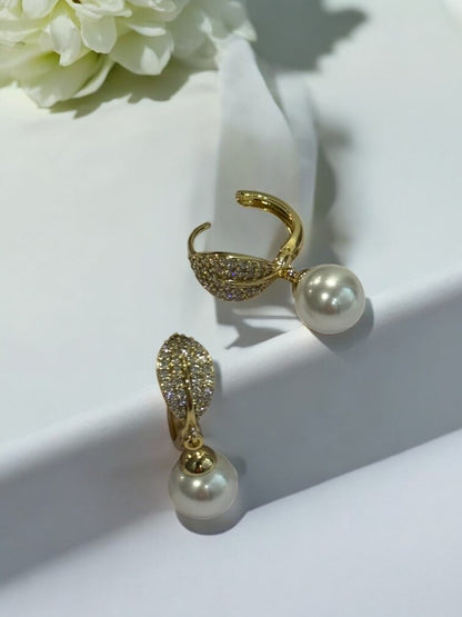 GOLDEN PEARL JORNIE EARRINGS