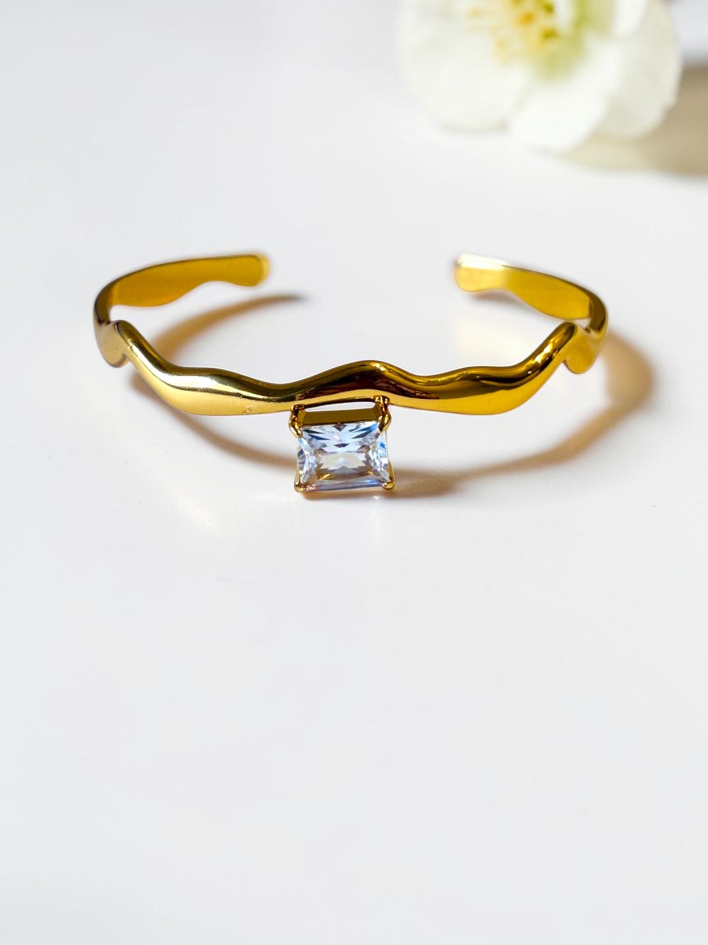 GOLDEN RECTANGULAR STONE ROBYN BRACELET (CUFF)