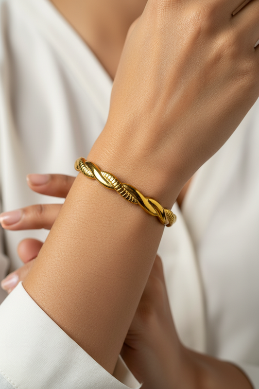 GOLDEN TWISTED HARRIET BRACELET