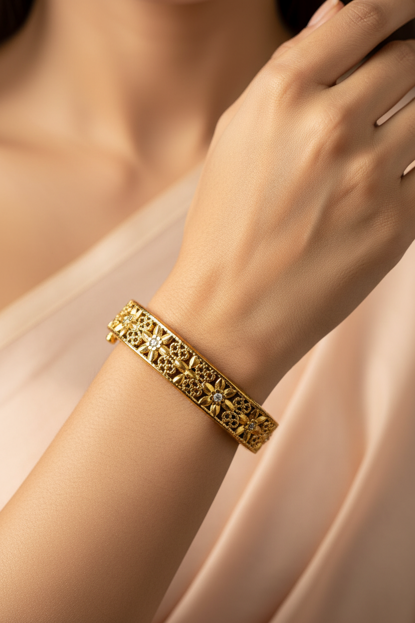 GOLDEN VINTAGE FLORAL SUNITHA BRACELET