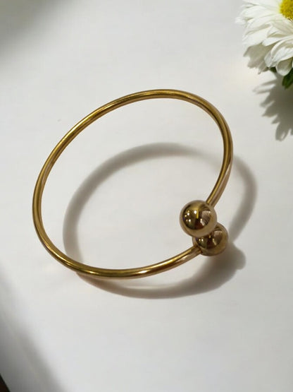 GOLDEN MINIMAL BRACELET