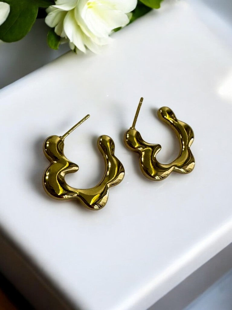 GOLDEN FLOWER HOOP