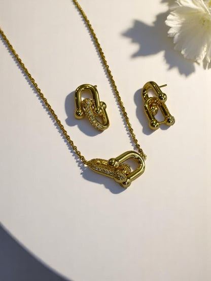 18K GOLD PLATED BRANDED DAIMOND PENDENT WITH EARRING