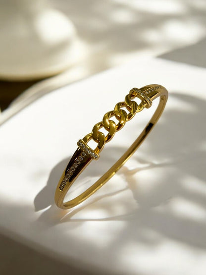 GOLDEN LOOKING LIKE CHAIN DIAMOND BRACELET