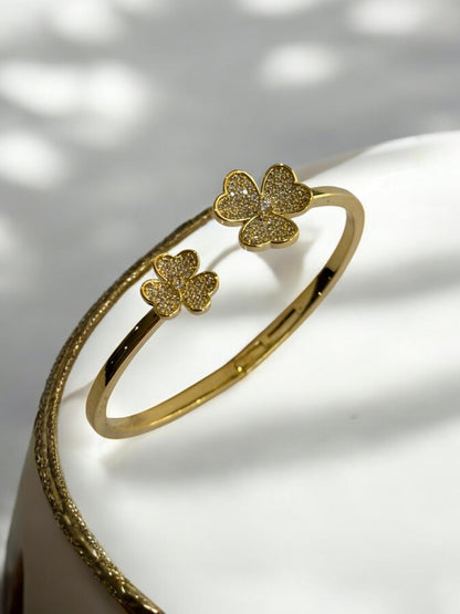 GOLDEN DIAMOND FLOWER BRACELET