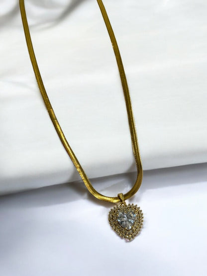 GOLDEN THIK CHAIN WITH DIAMOND HEART