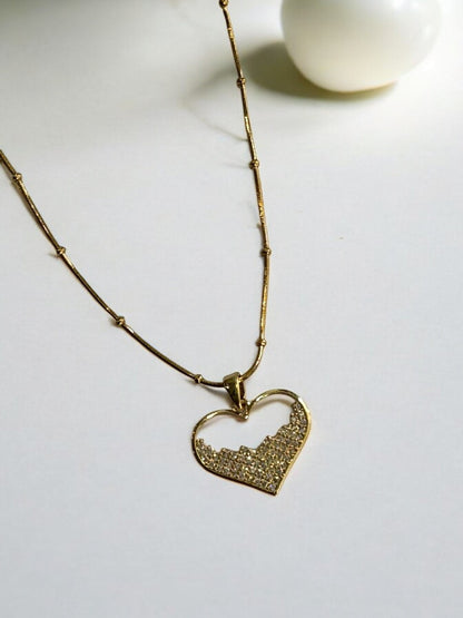 GOLDEN BALLS CHAIN WITH DIAMOND HEART