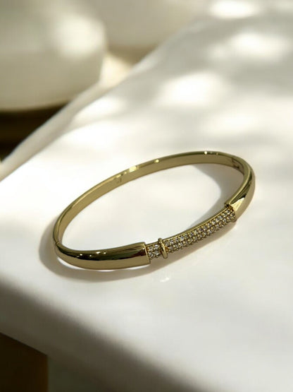 GOLDEN DIAMOND BRACELET