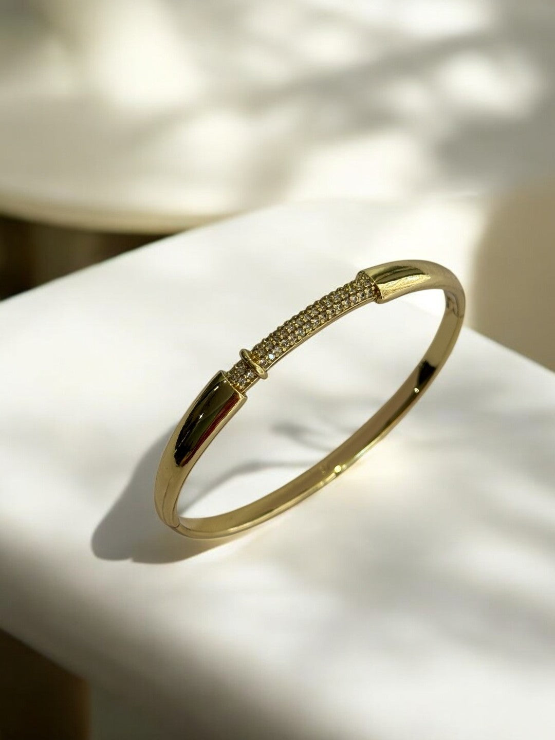 GOLDEN DIAMOND BRACELET