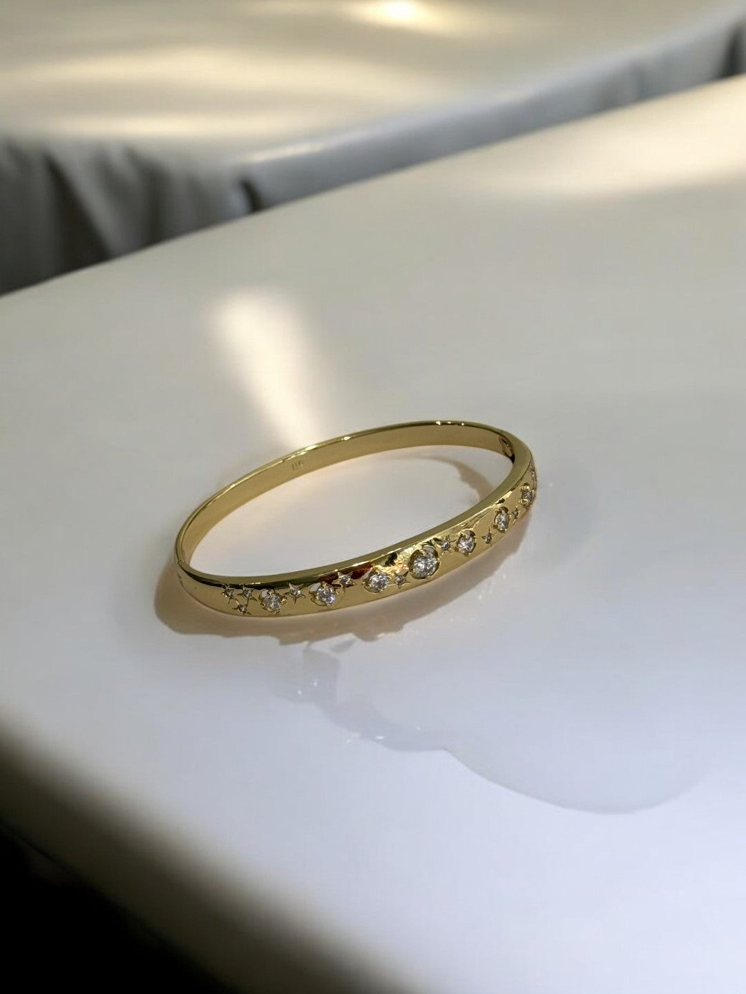 GOLDEN BIG AND SMALL DIAMOND BRACELET