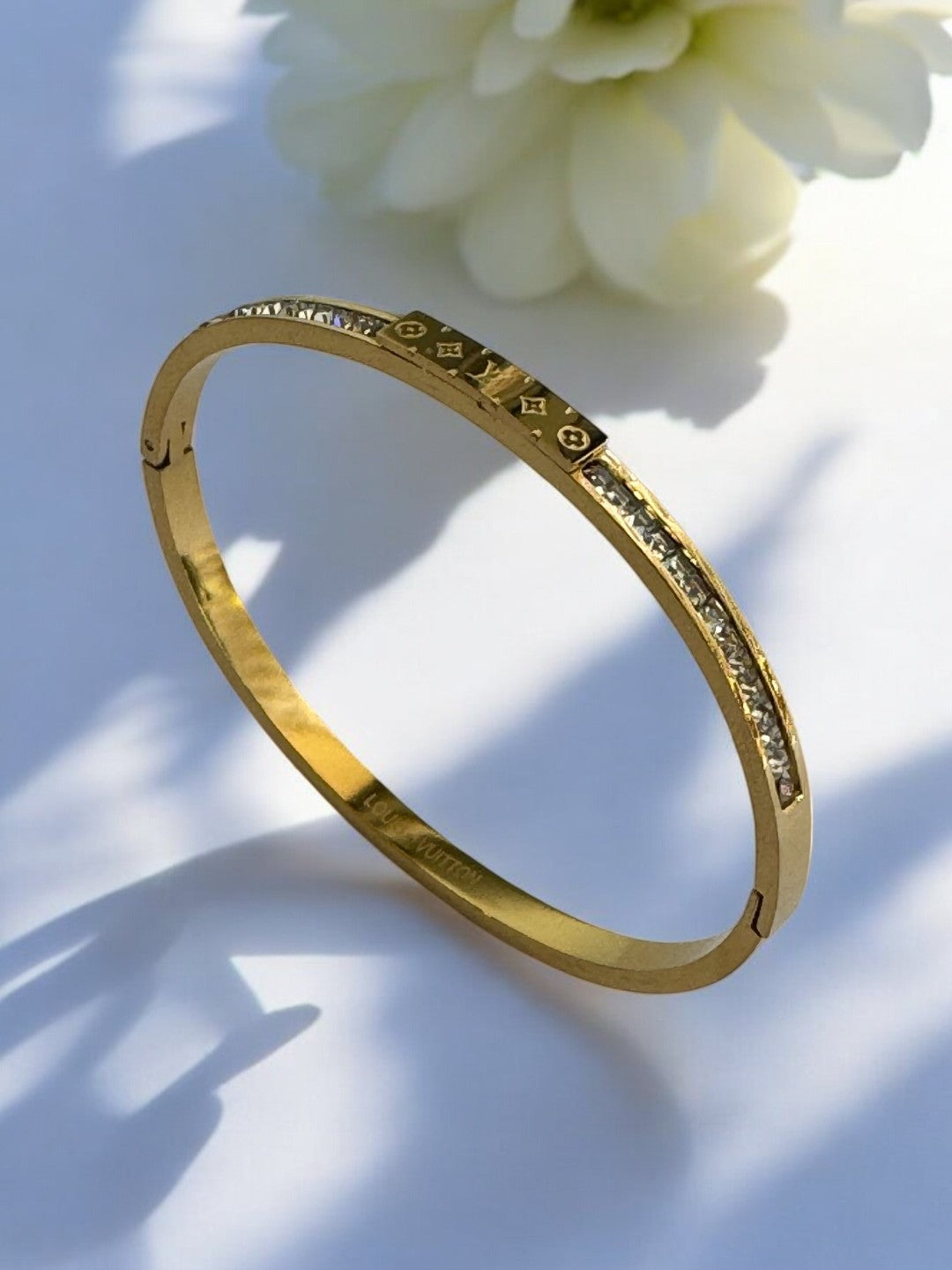 GOLDEN DIAMOND LV BRAND