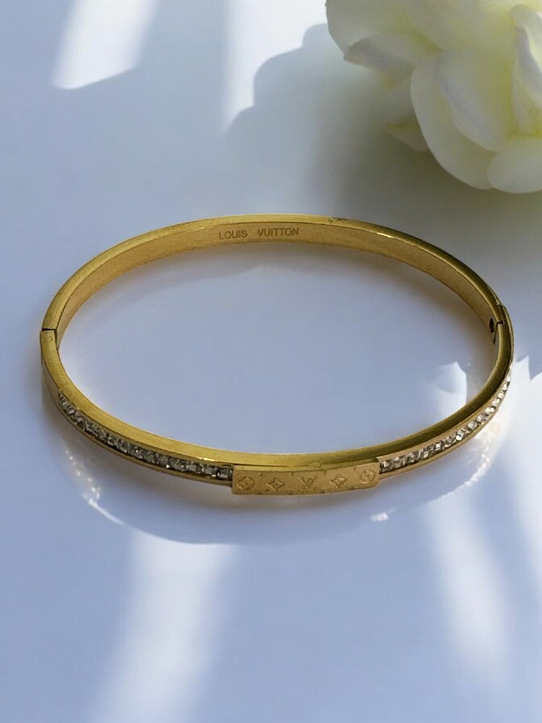 GOLDEN DIAMOND LV BRAND