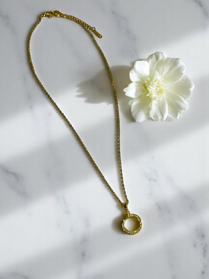 GOLDEN CHAIN WITH DIAMOND NAIL PENDENT