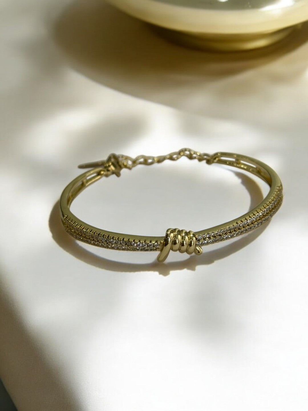 GOLDEN DIAMOND BRACELET