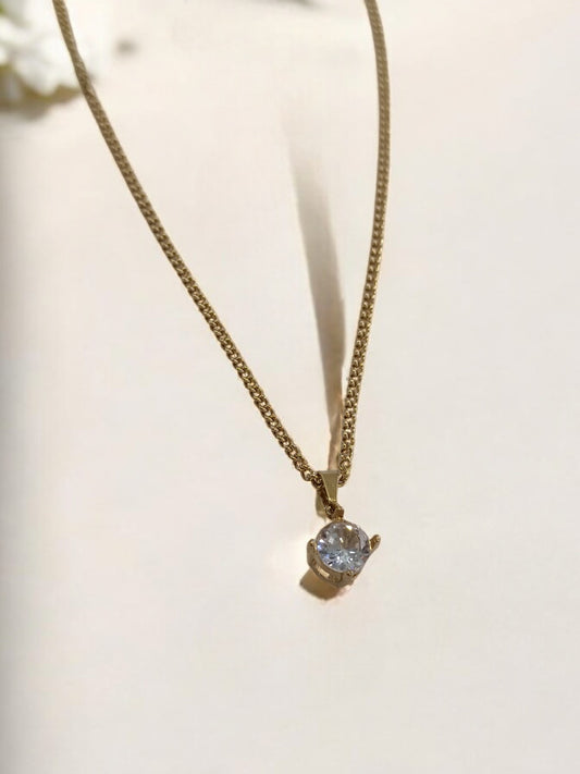 GOLDEN CHAIN WITH DIAMOND