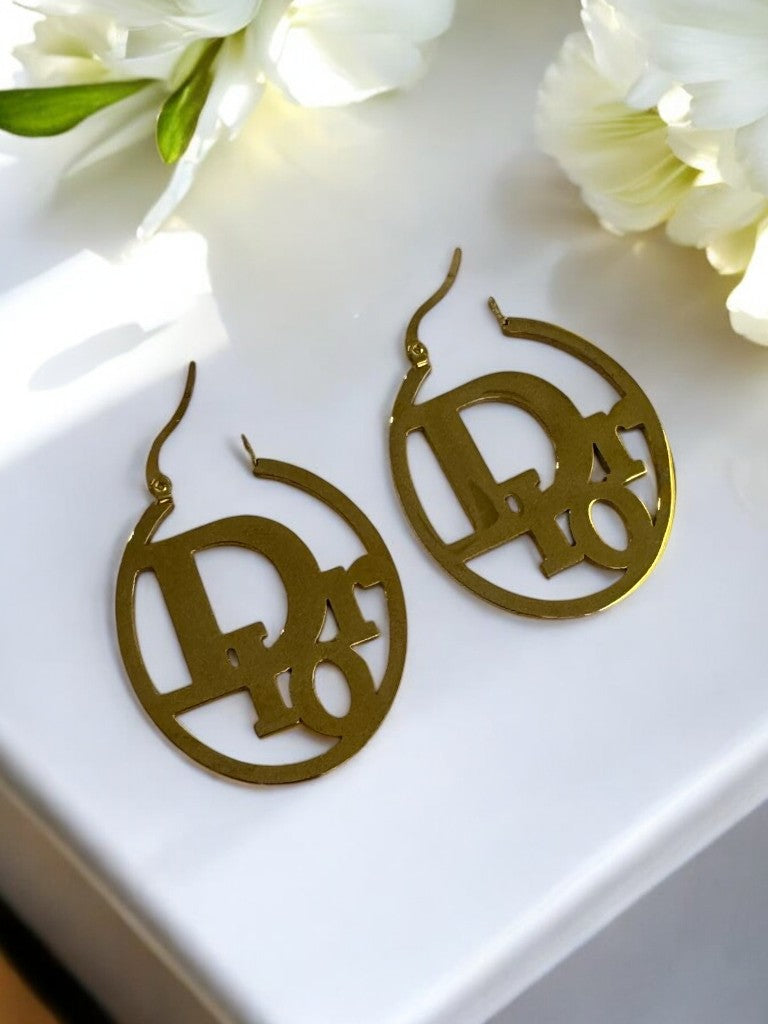 GOLDEN HOOP WITH LUXURY BRAND DIOR