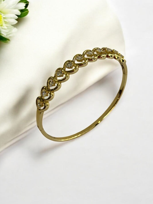GOLDEN DIAMOND AND HEART