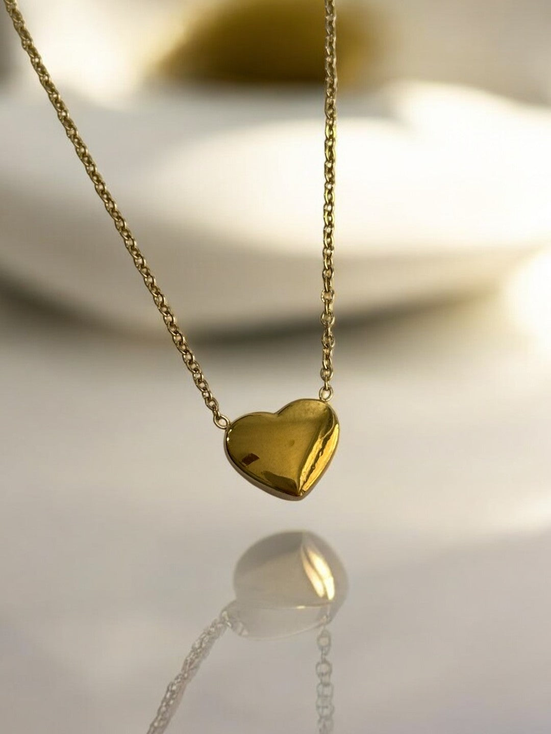 GOLDEN CHAIN WITH GOLDEN HEART