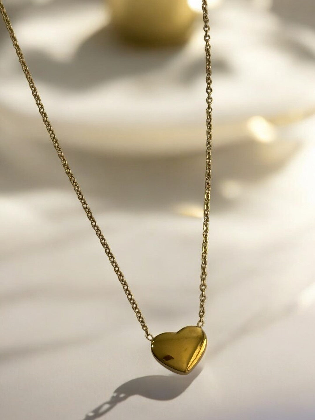 GOLDEN CHAIN WITH GOLDEN HEART