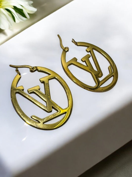 GOLDEN BIG CIRCLE WITH LUXURY BRAND LV HOOP