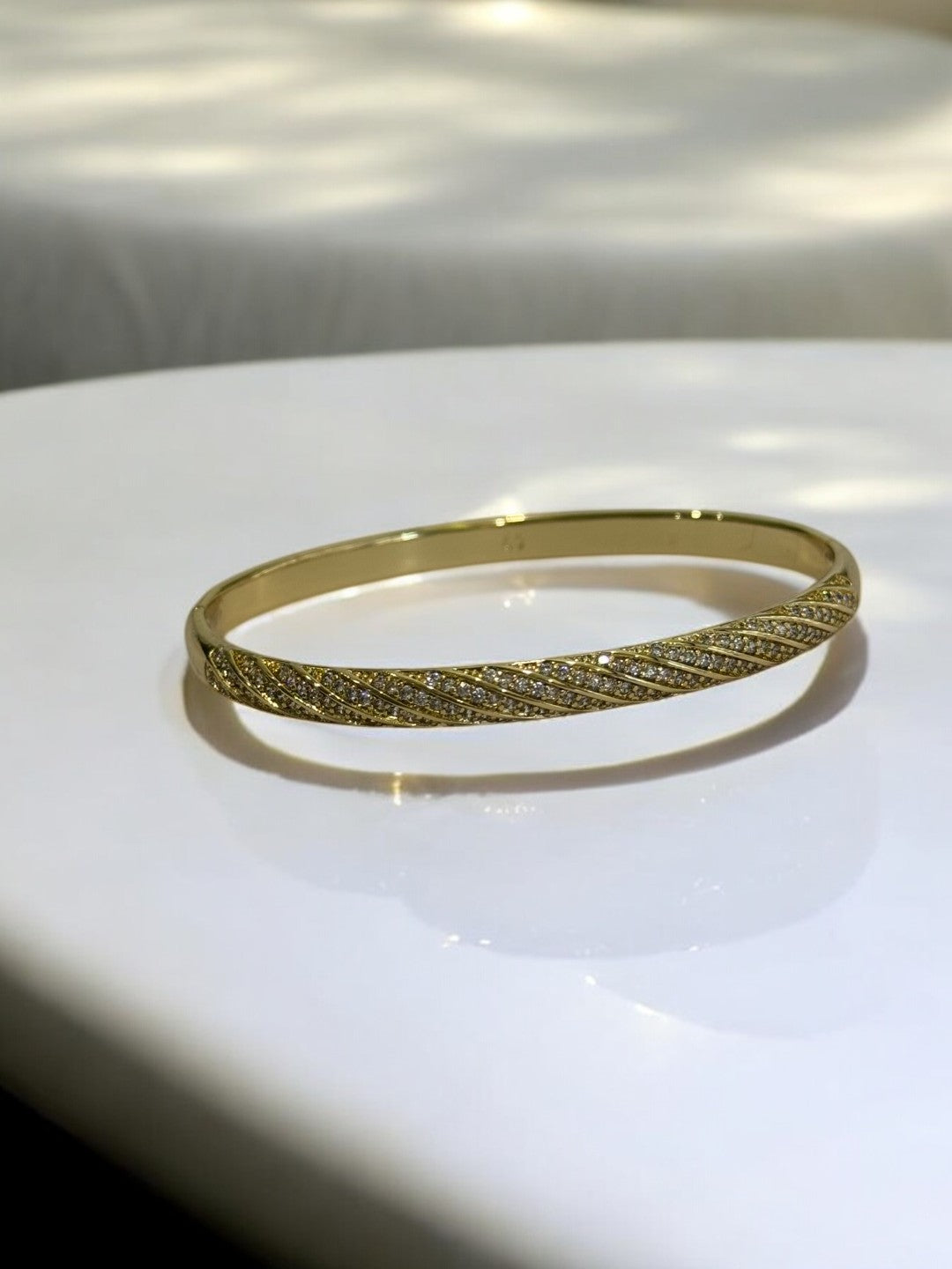 GOLDEN SLANTING LINE DIAMOND BRACELET