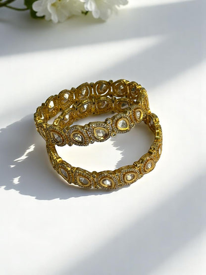 GOLD DHATRI KUNDAN BANGLE