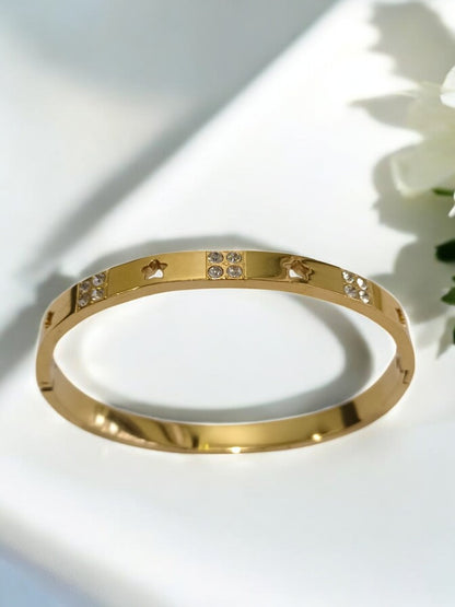 GOLDEN DIAMOND WITH STAR
