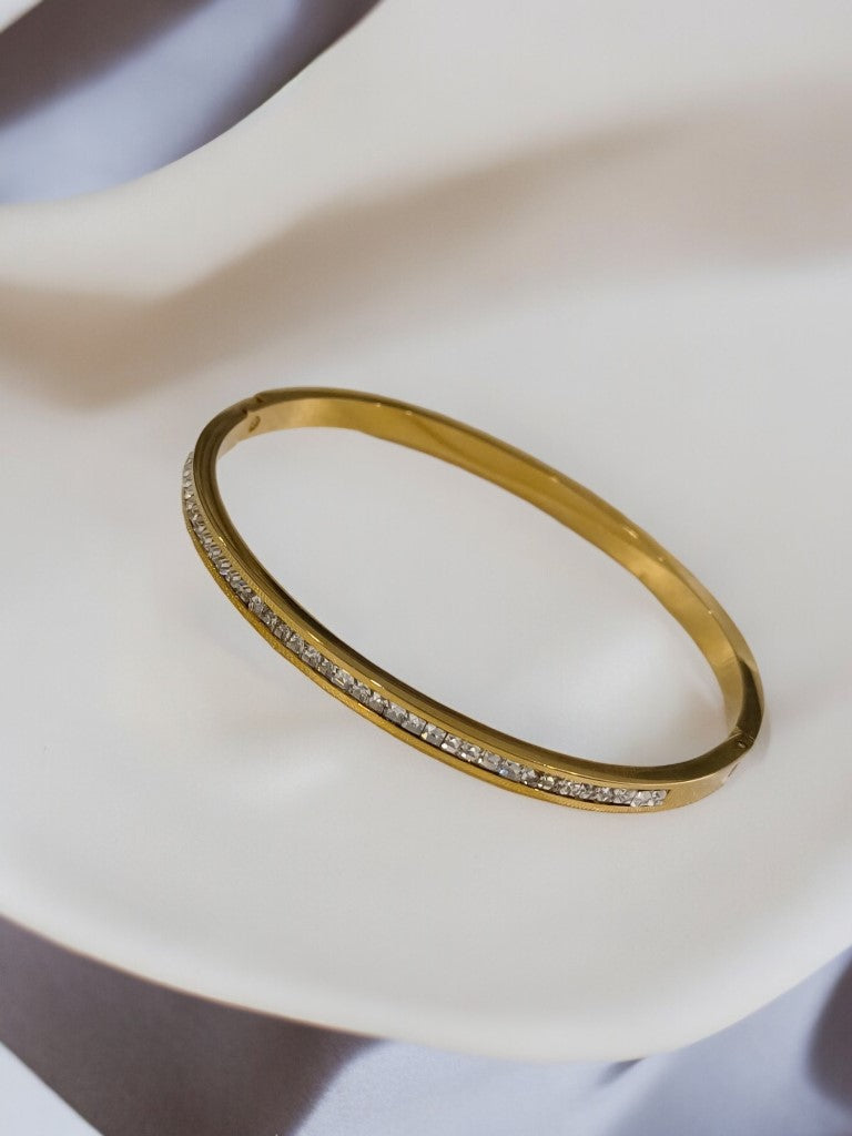 GOLDEN SPARKLING DIAMOND LINE 
