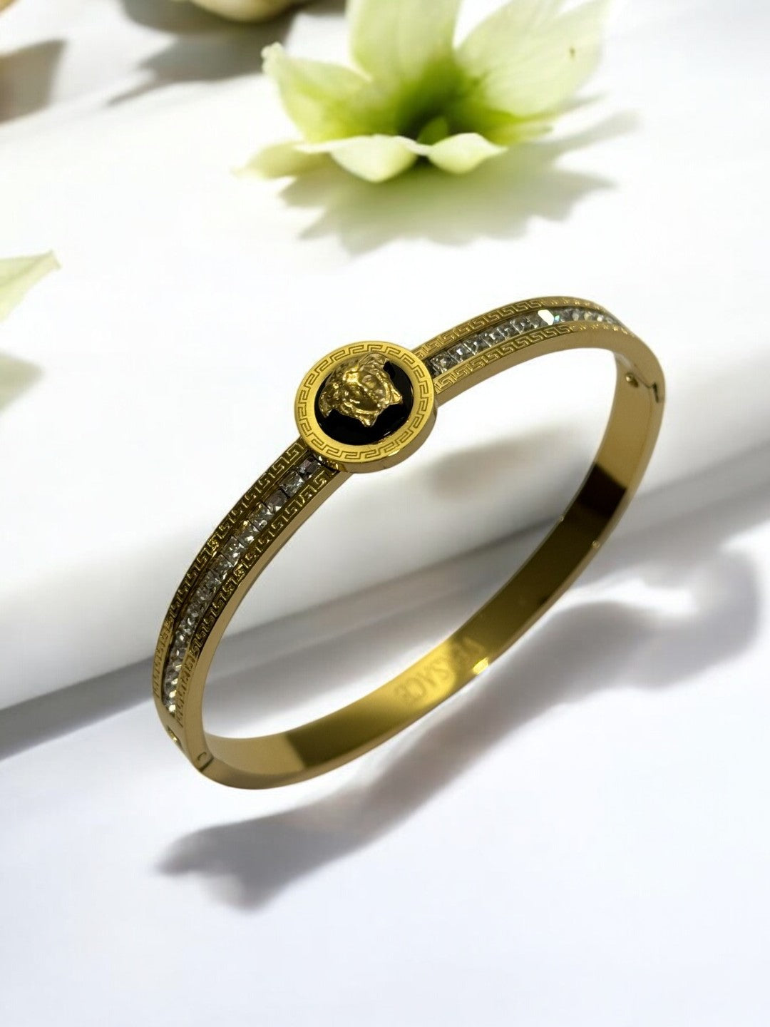 GOLDEN DIAMOND TATVIKA BRANDED BRACELET