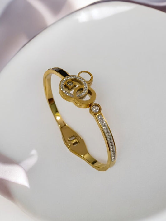 GOLDEN STACK SMALL AND BIG RINGS WITH SHINY DIAMOND