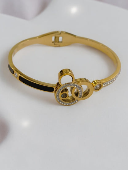 GOLDEN STACK SMALL AND BIG RINGS WITH SHINY DIAMOND