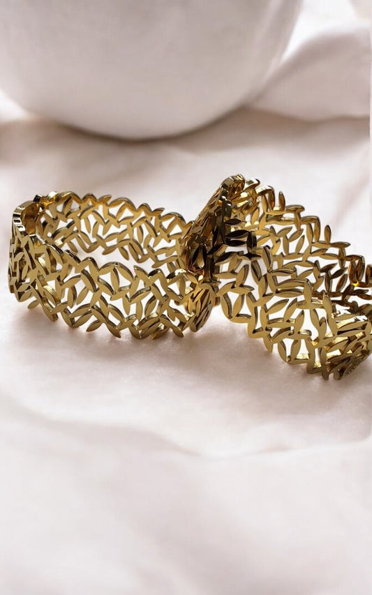 GOLDEN TRENDY DESIGN