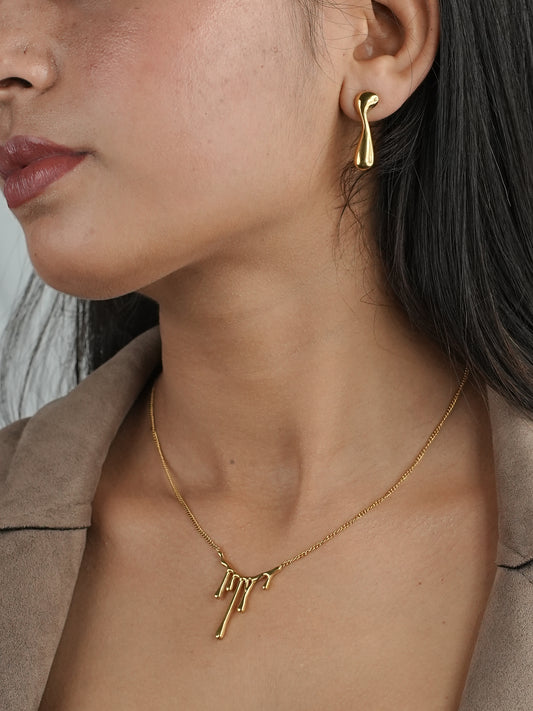 GOLDEN CHAIN MINIMALIST RAIN DROP AND STUD EARRING