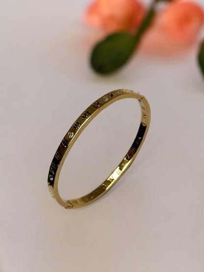 GOLDEN SHINY DIAMOND WITH ROMAN NUMERAL LUXURY LOOKING