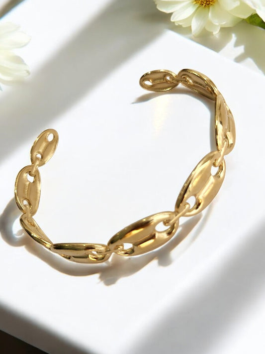 GOLDEN SHINY BRACELET