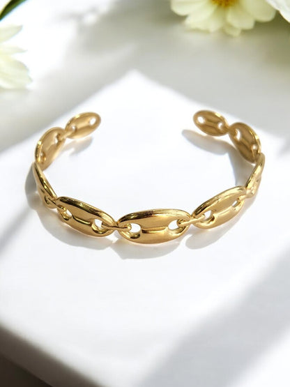 GOLDEN SHINY BRACELET