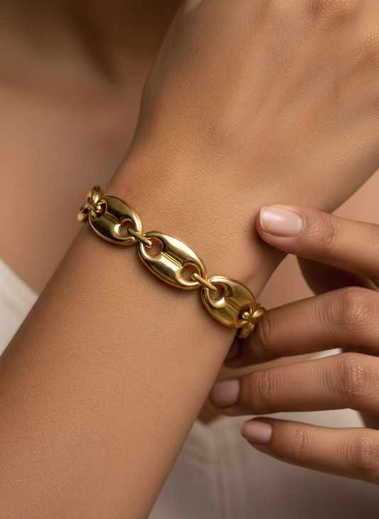 GOLD SEMS BRACELET (CUFF)